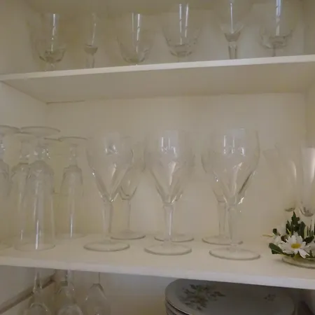 White - アパート