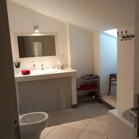 White - * 산판탈레오